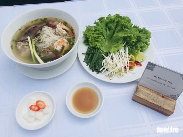 Thắng cố Bắc Hà, cơm trái dừa, bánh giá Gò Công… vào top 100 món ăn đặc sản Việt Nam - Ảnh 2.