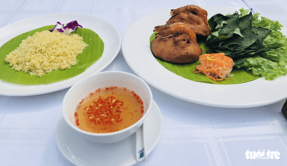 Thắng cố Bắc Hà, cơm trái dừa, bánh giá Gò Công… vào top 100 món ăn đặc sản Việt Nam - Ảnh 3.